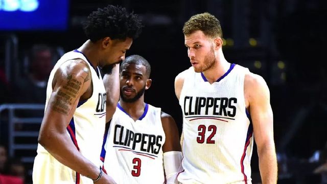 手感不佳！希罗半场11中2拿10分，正负值-14全场最低（状态低迷！希罗半场11投仅2中取10分，正负值-14全场垫底）