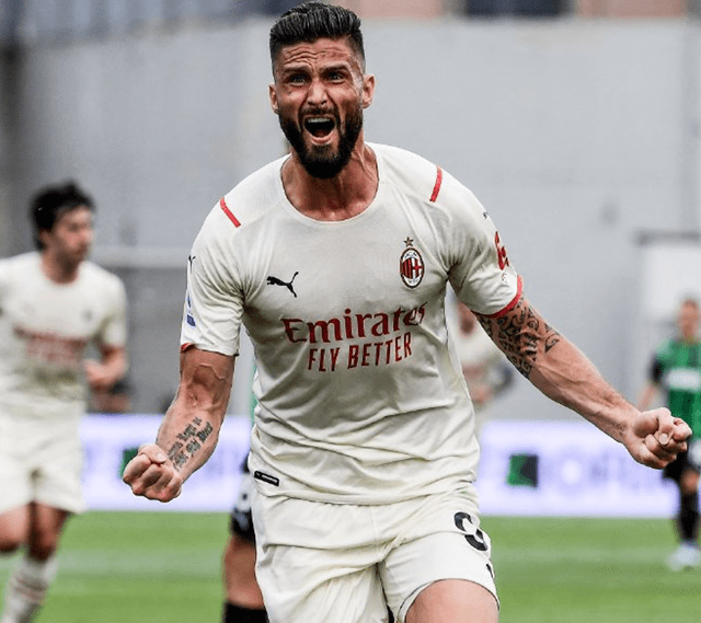 里弗斯：字母哥正在接受核磁共振检查，不认为他是跟腱受伤（里弗斯：字母哥正做核磁共振，暂不认为是跟腱伤）