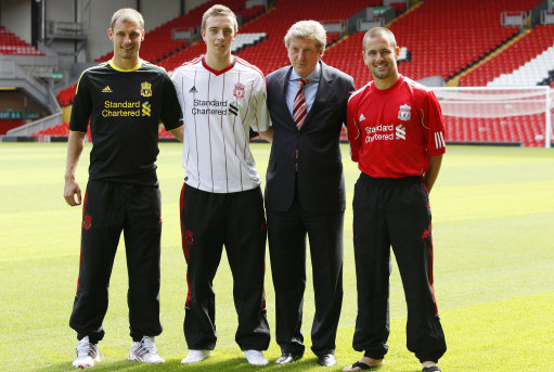 内马尔当记首功！桑托斯最后6轮豪取4胜2平，最终成功保级（内马尔立下头功！桑托斯末6轮4胜2平，惊险保级）