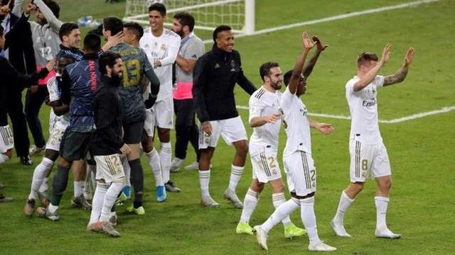 樊振东也没想到，香港火灾刚过一周，全红婵因一举动实现口碑暴涨（距香港火灾仅一周，全红婵一个举动口碑飙升，连樊振东都没料到）