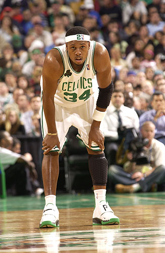 半场战报：比萨0-0克雷莫内塞（半场简报：比萨与克雷莫内塞战成0-0）