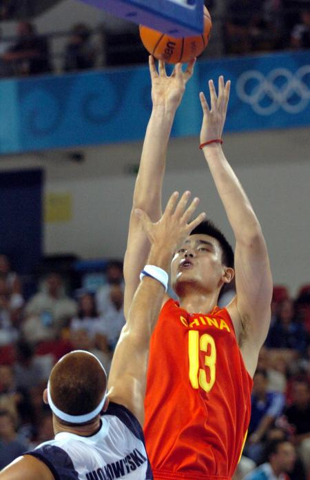 环足奖年度最佳中场候选：维尔茨、若昂-内维斯、佩德里在列（维尔茨、若昂·内维斯、佩德里入围环足奖年度最佳中场）