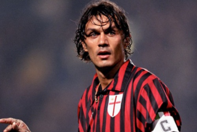 卡萨诺：我曾说过穆里尼奥已经废了，现在阿莱格里也快了（卡萨诺：曾言穆里尼奥已不行，如今阿莱格里也逼近这一步）