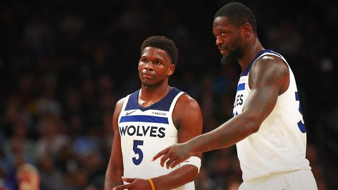 强势复苏！凯尔特人近12战10胜，排名飙升东部第三（绿军状态回暖，近12场豪取10胜，东部升至第三）