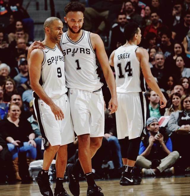 巴列尔迪：对我们这一代人来说，梅西就是足球的代名词（巴列尔迪：在我们这代人眼中，梅西就是足球本身）