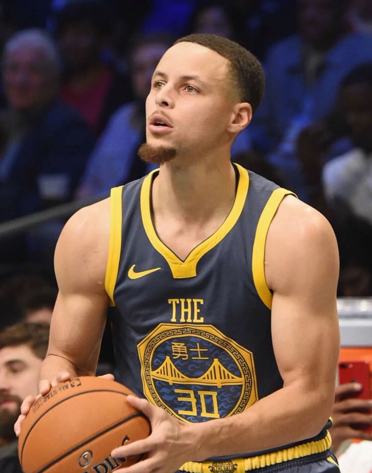 日职联战报：帕帕加约破门制胜，京都不死鸟1-0横滨FC（日职联赛况：帕帕加约一击致胜，京都不死鸟1-0力克横滨FC）