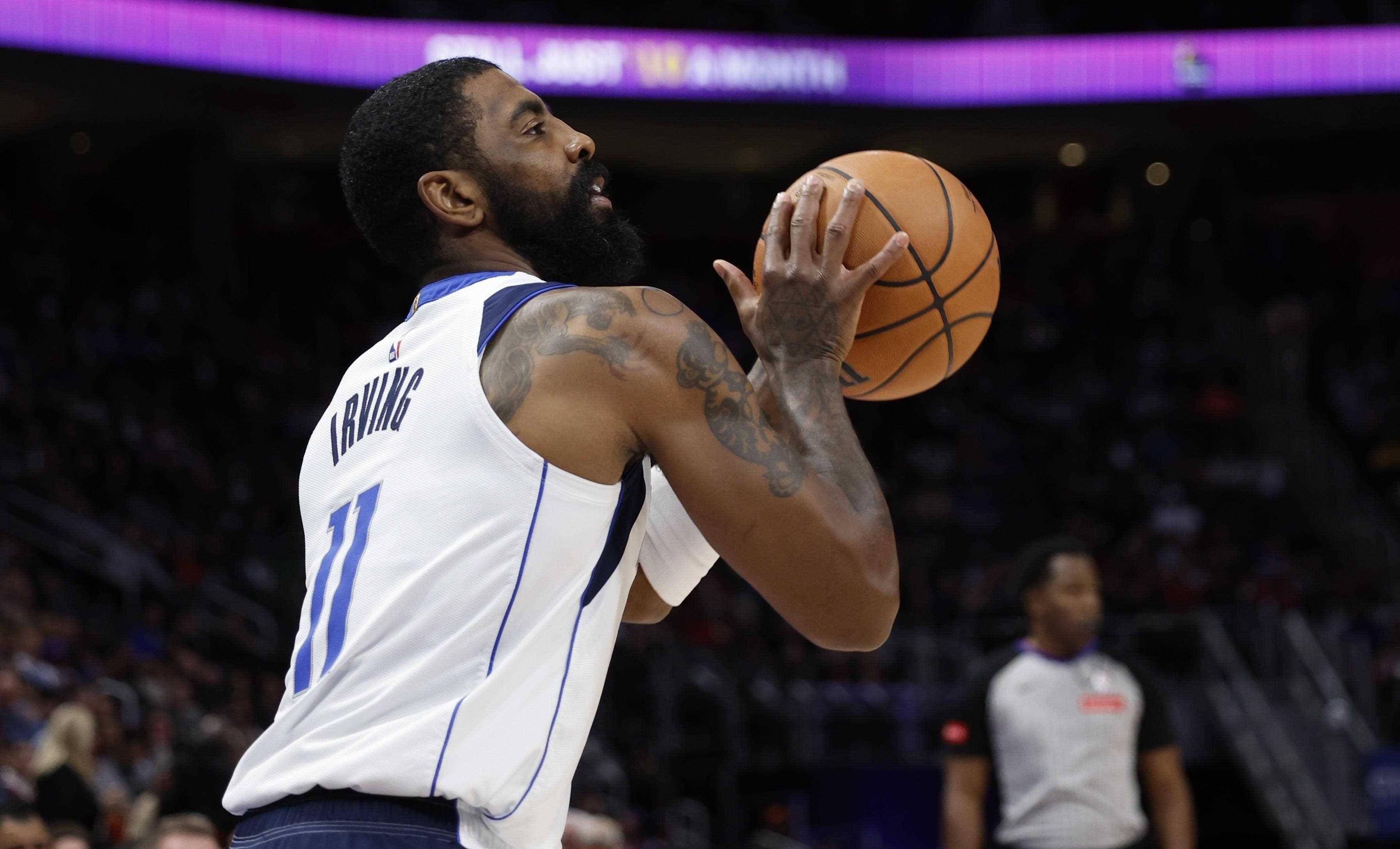 帕尔默缺席训练备战埃弗顿，复出计划稳步推进（帕尔默未参与备战埃弗顿训练，复出进程按计划推进）