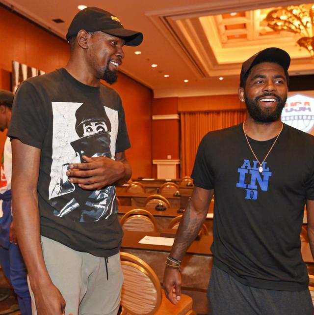 CBA俱乐部杯山东高速对阵青岛崂山啤酒名单公布（CBA俱乐部杯：山东高速迎战青岛崂山啤酒出场名单出炉）